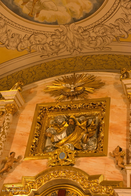 Spycimierz - ołtarz - Kosciol  (5)